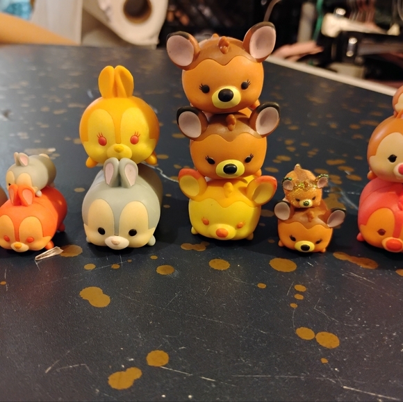 Assorted Disney "Bambi" Tsum Tsum stackable figurines. - Picture 3 of 3